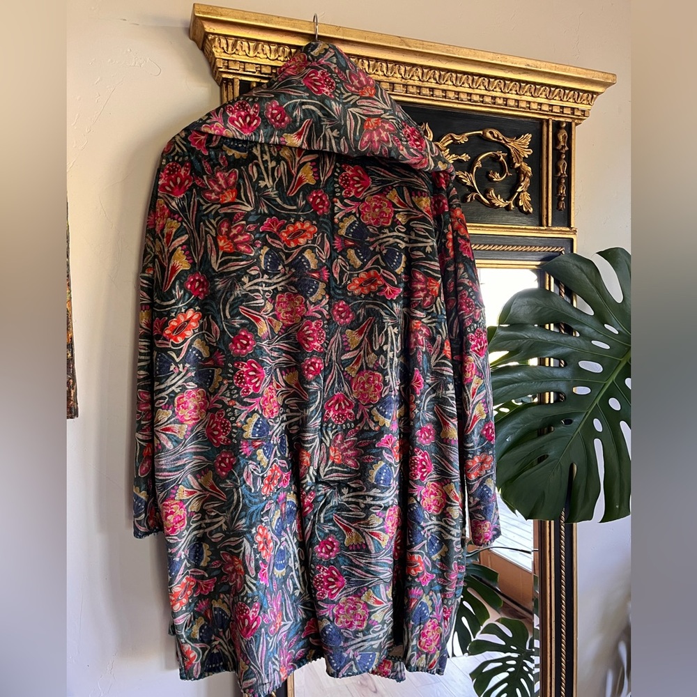 Natural Life Hooded Blanket Kimono Robe